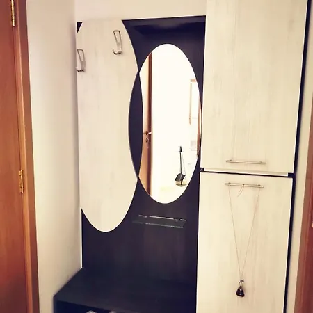 Private In Grand Monastery Παμπόροβο